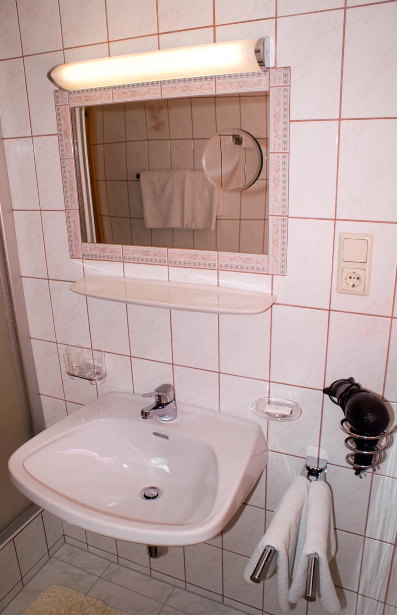 Gaestehaus Resi Jerzens Bagian luar foto